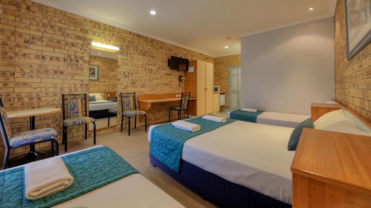 Mulga Country Motor Inn Charleville Esterno foto